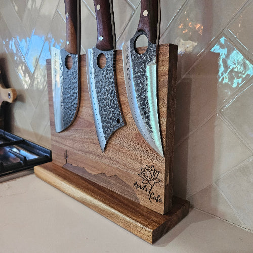 Premium Magnetic Knife Block – Personalized Wood Display for Engraved Knives